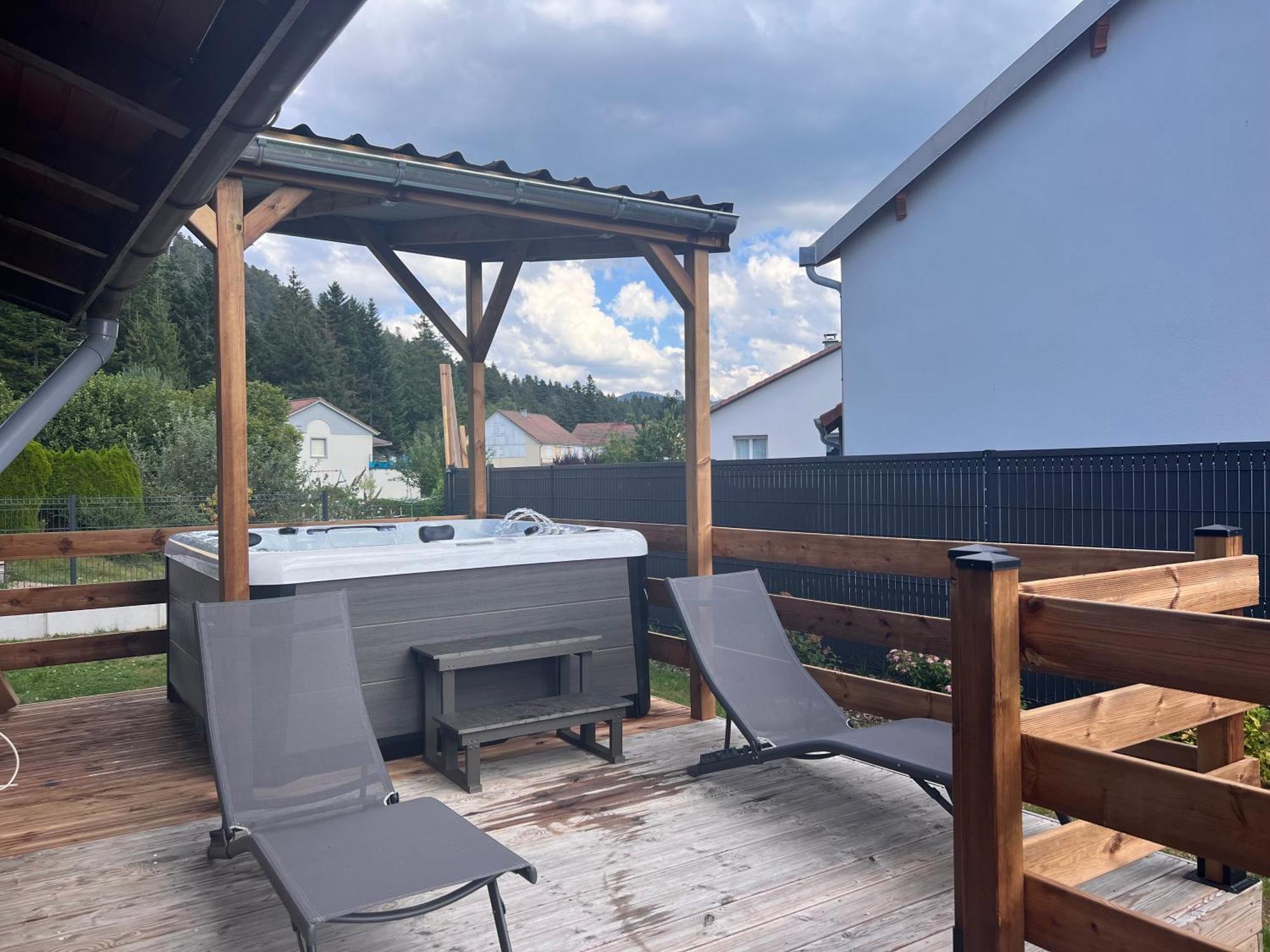 Maison Proche Du Centre De Gerardmer Villa Luaran gambar